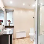 Large In Peaceful Beautiful Nature Vakantiehuis
