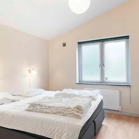 Large In Peaceful, Beautiful Nature Holiday home *